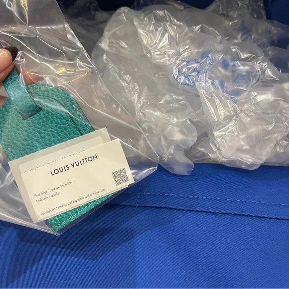 LOUIS VUITTON Virgil Abloh Blue & Neon Green Gradient Illusion Backpack - Picture 3 of 9